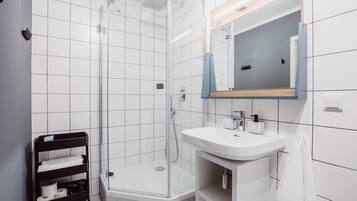 Shower, free toiletries, hair dryer, towels