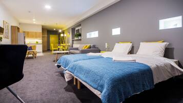 Apartment (Yellow - 4 people)