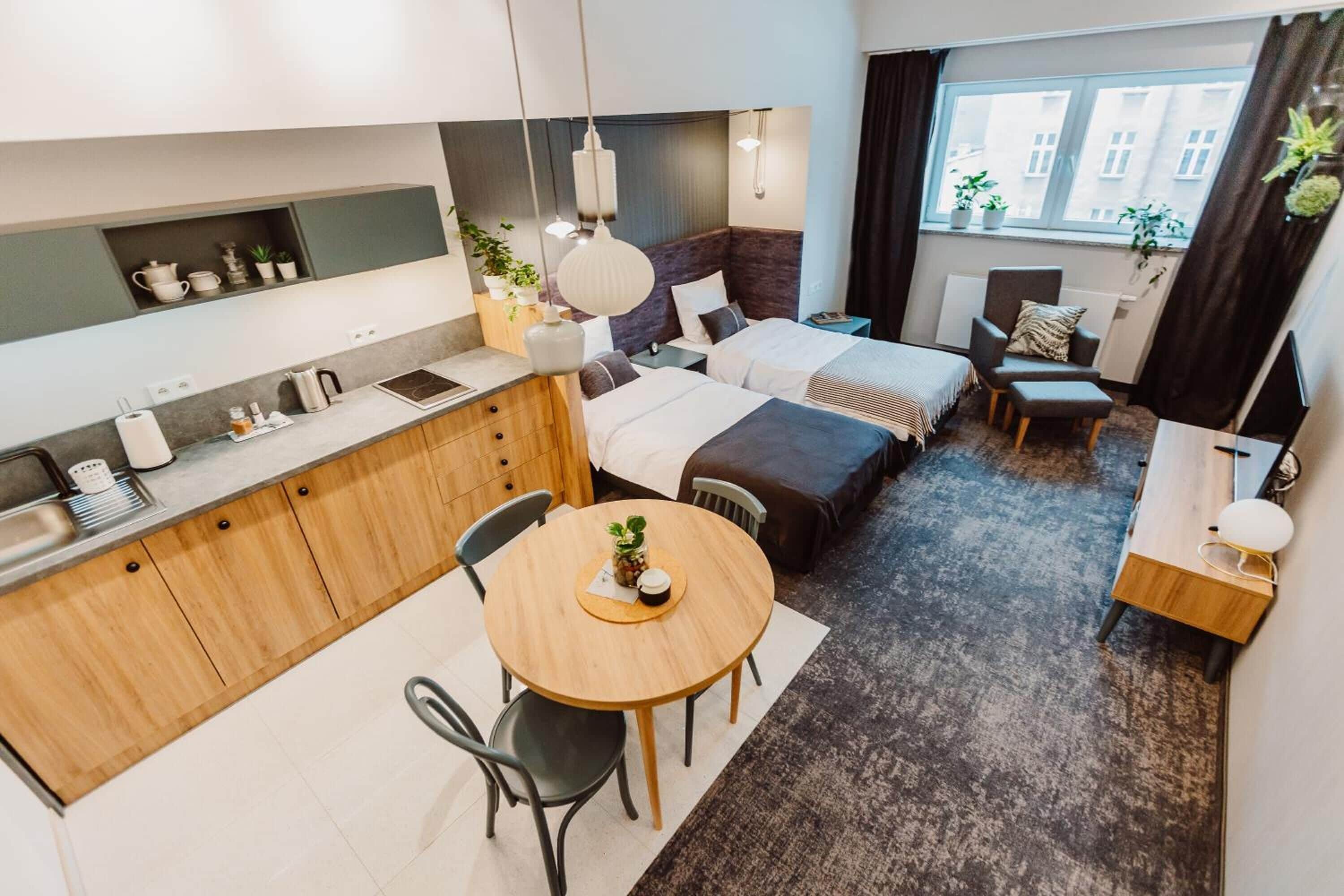 Double or Twin Room (Blue - 2 people) | Premium bedding, in-room safe, individually decorated