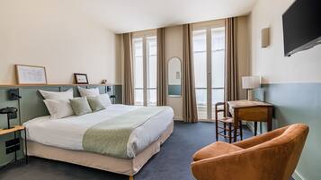 Caja de seguridad en la habitación y decoración personalizada