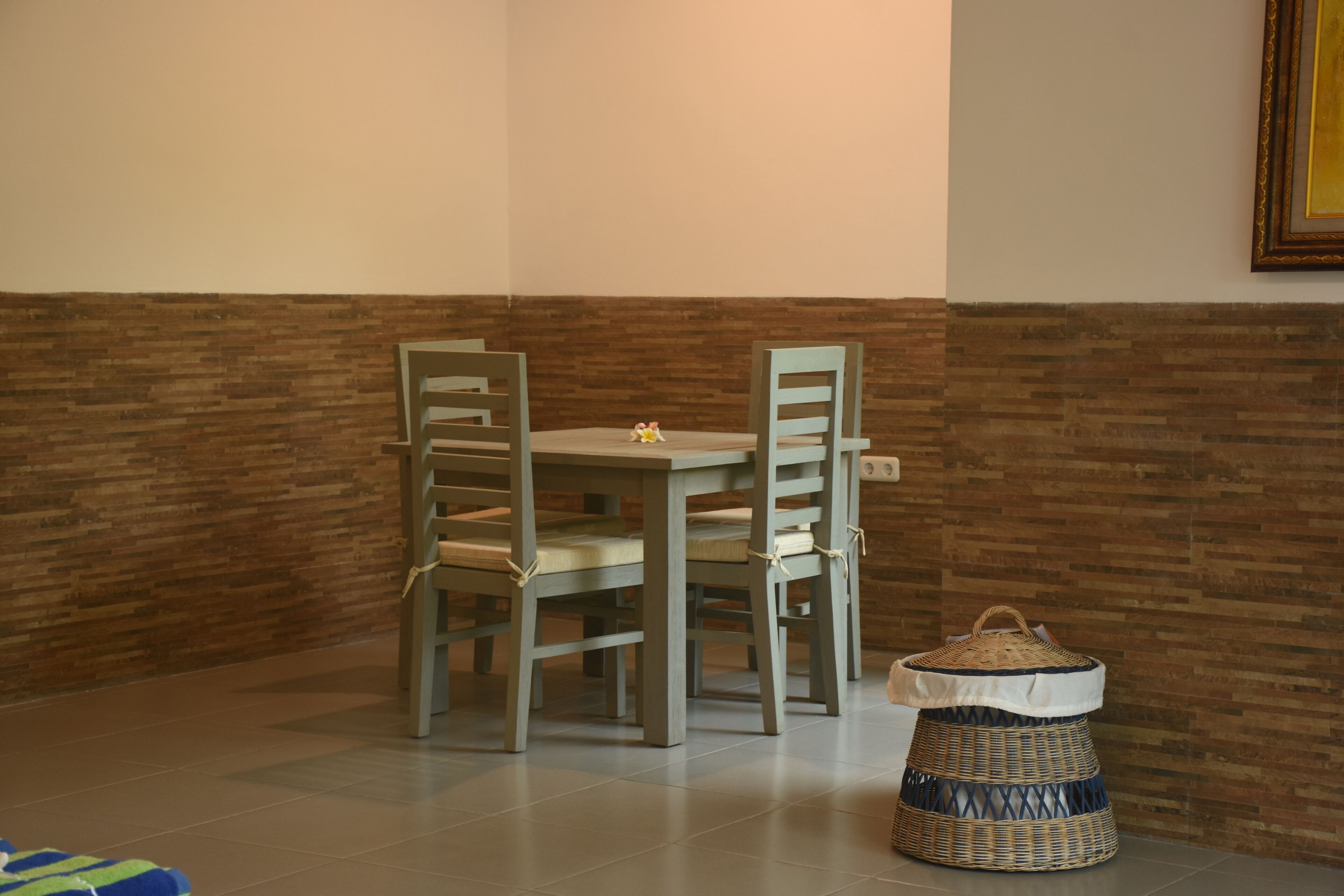 luxury garden cottage triple (1 double bed + 1 single bed) | 1 bedroom, minibar, in-room safe, individually decorated