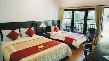 Minibar, in-room safe, individually decorated, desk