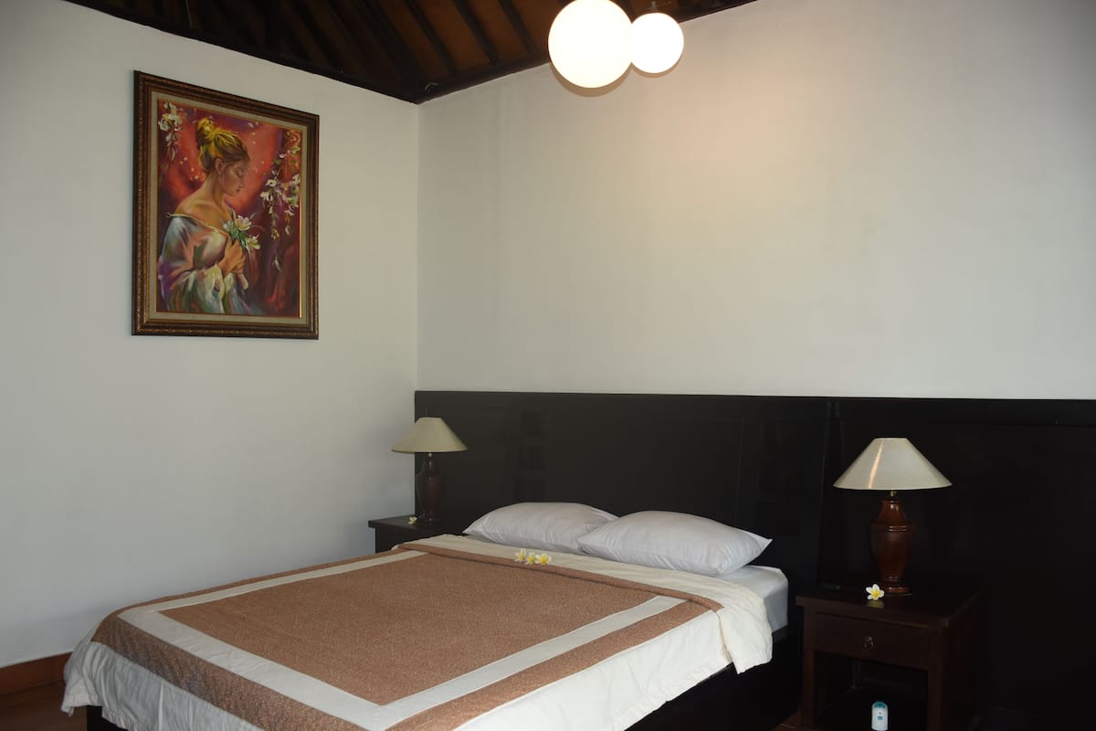 Casa de campo estándar (Garden - Double Bed) | 1 habitación, minibar y caja de seguridad en la habitación