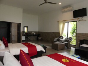 Luxury Garden Cottage (Twin Beds) | Minibar, in-room safe, individually decorated, desk - Liberty Dive Resort (Tulamben)