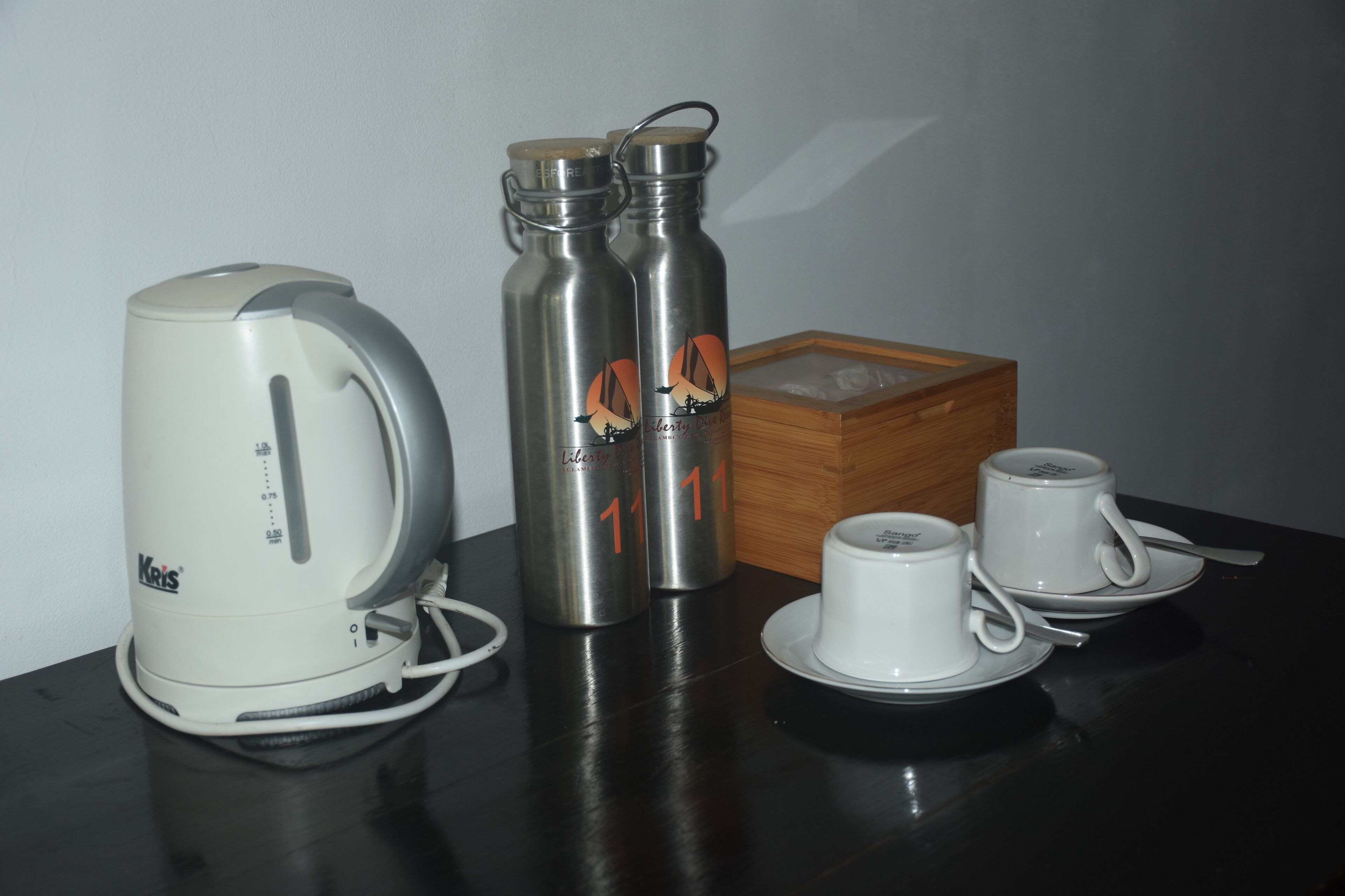 standard garden cottage (twin beds) | 1 bedroom, minibar, in-room safe, individually decorated