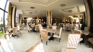 Restaurant - Muong Thanh Thanh Hoa Hotel (Hac Thanh)