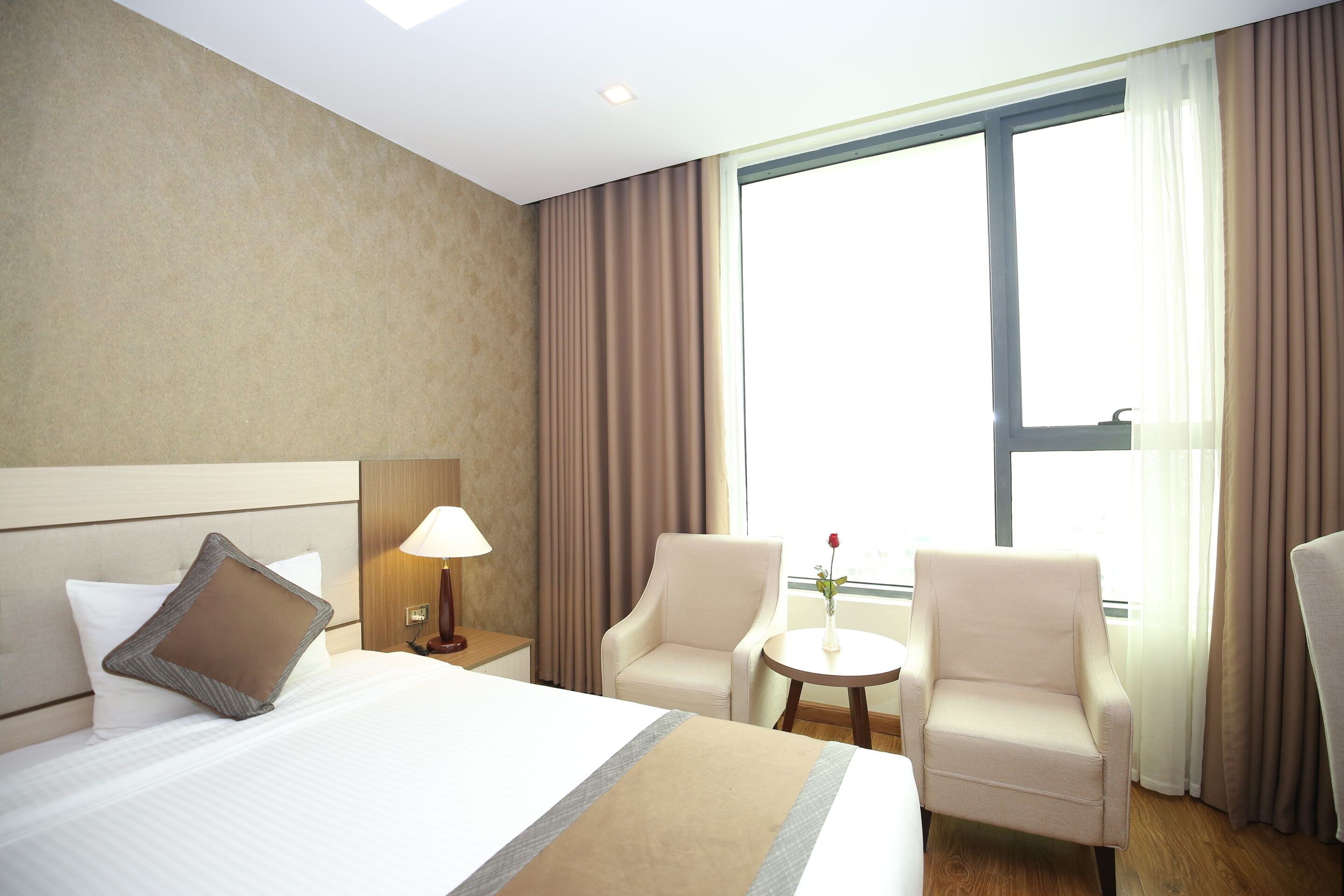 minibar, in-room safe, desk, soundproofing