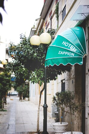 숙박 시설 구내