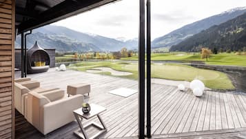 Cobertura exclusiva, 1 cama King e sofá-cama, vista para o campo de golfe (Sauna) | Terraço/pátio