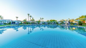 2 outdoor pools, pool umbrellas, sun loungers - Ghazala Beach  (Sharm El Sheikh)