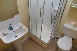 Standard Apartment, 1 Bedroom, Kitchen | Bathroom