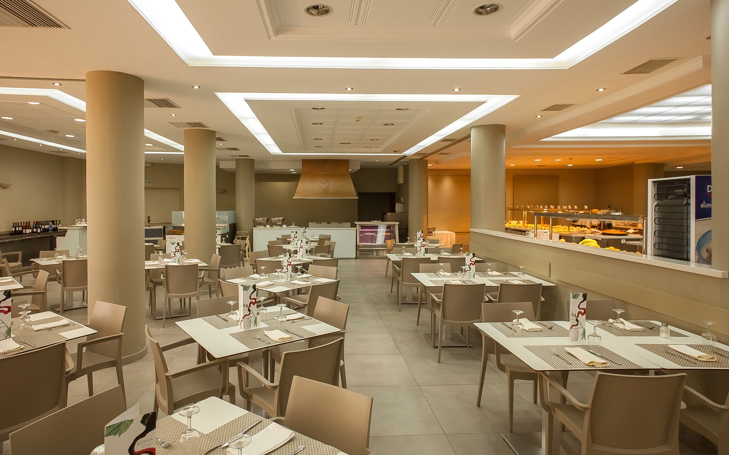 breakfast, lunch and dinner served