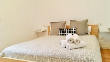 apartman, 1 hálószobával | 1 hálószoba, íróasztal és vasaló/vasalódeszka
