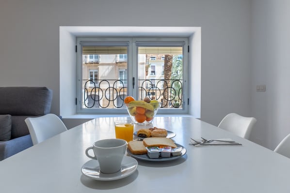 Apartment, 1 Schlafzimmer | Wohnbereich | Flachbildfernseher