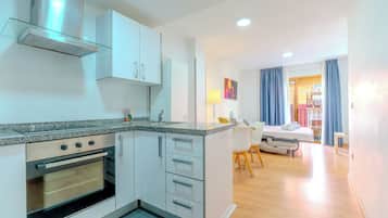 公寓, 1 间卧室 | 私人厨房 | 大冰箱、微波炉、烤箱、炉灶