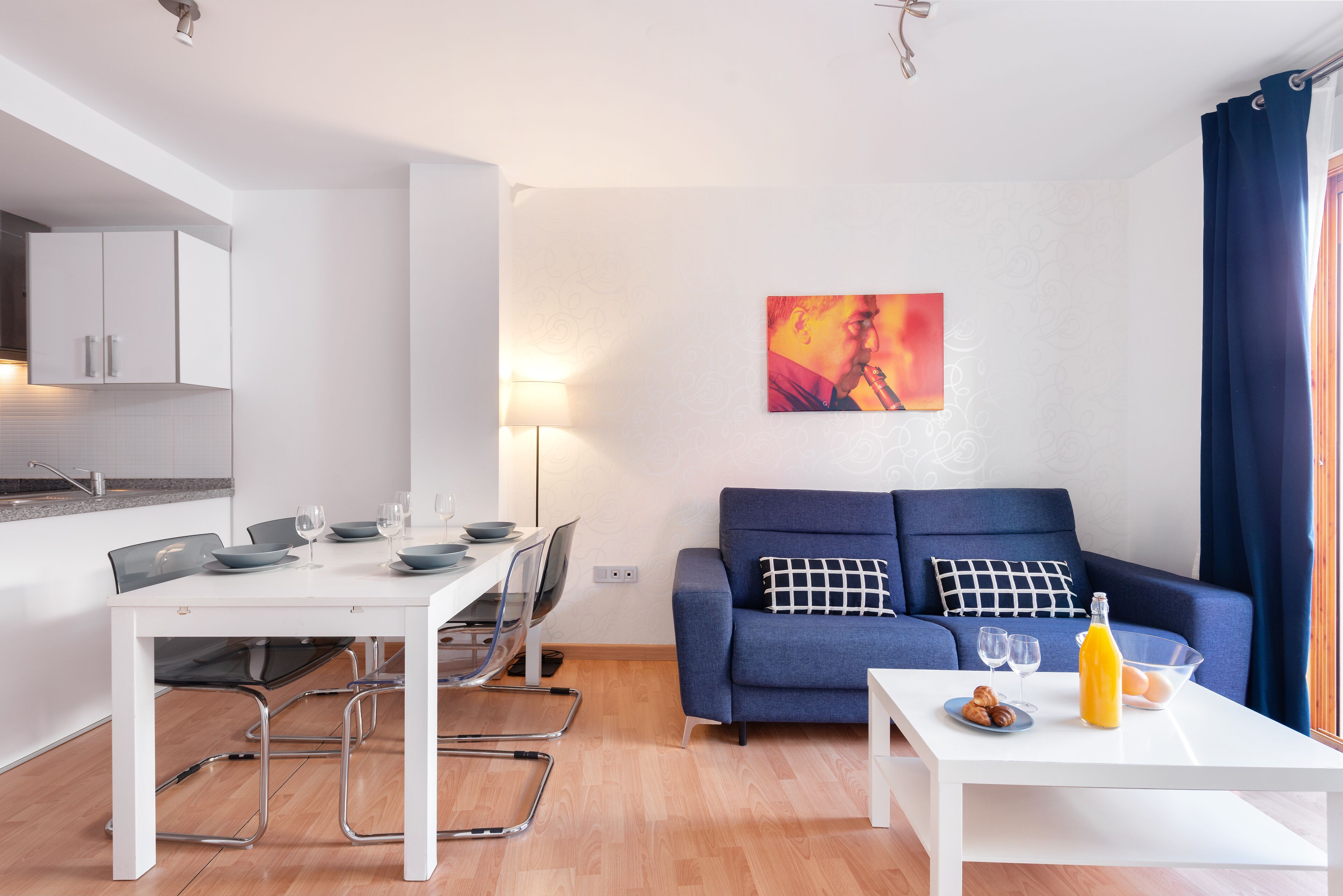 apartment, 1 bedroom | living room | flat-screen tv