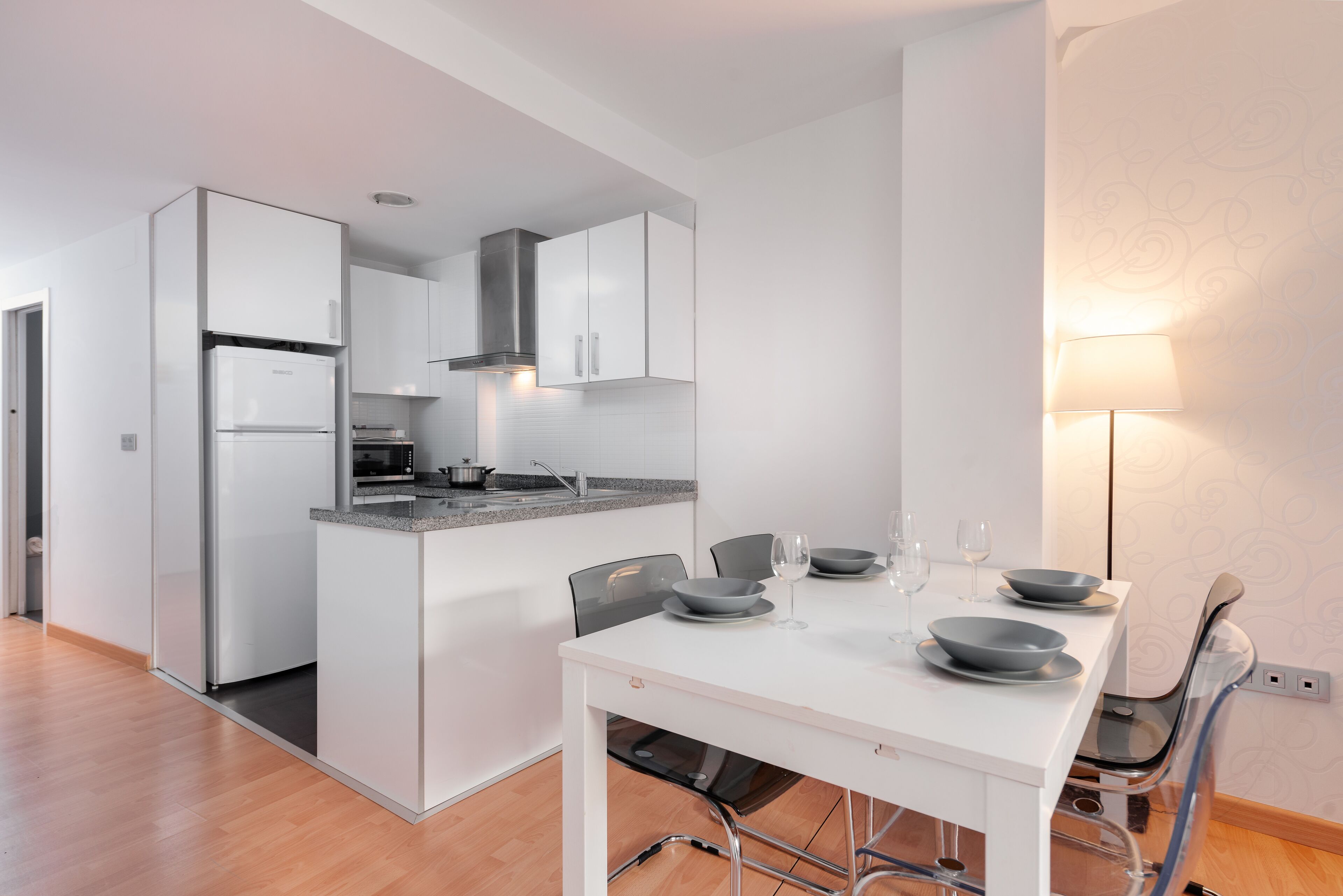 apartment, 1 bedroom | private kitchen | full-sized fridge, microwave, oven, stovetop