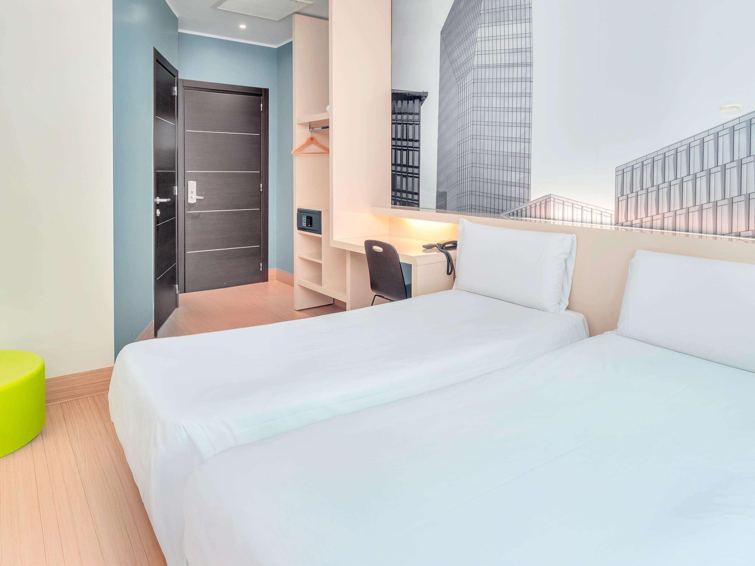 1 bedroom, in-room safe, desk, free wifi