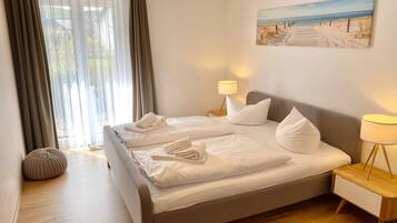 Comfort-Apartment, 2 Schlafzimmer | Hochwertige Bettwaren, Verdunkelungsvorhänge, schallisolierte Zimmer