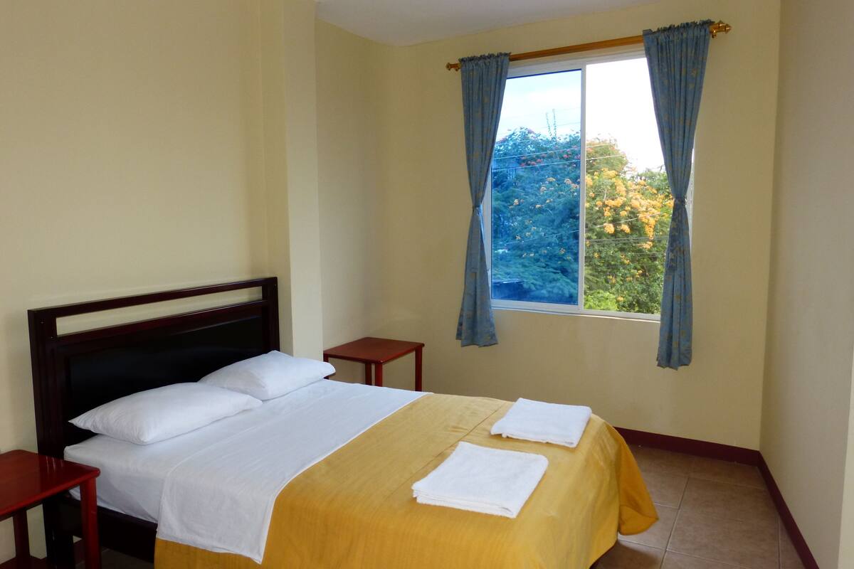 In-room safe, free WiFi