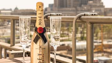 Apartment, 1 Bedroom | Private kitchen | Fridge, stovetop, dishwasher, espresso maker