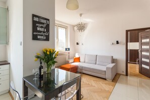 Apartment, 1 Schlafzimmer | Individuell dekoriert, Bügeleisen/Bügelbrett, kostenloses WLAN