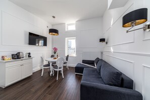 Appartement Supérieur, 3 chambres, vue ville | Équipements de la chambre