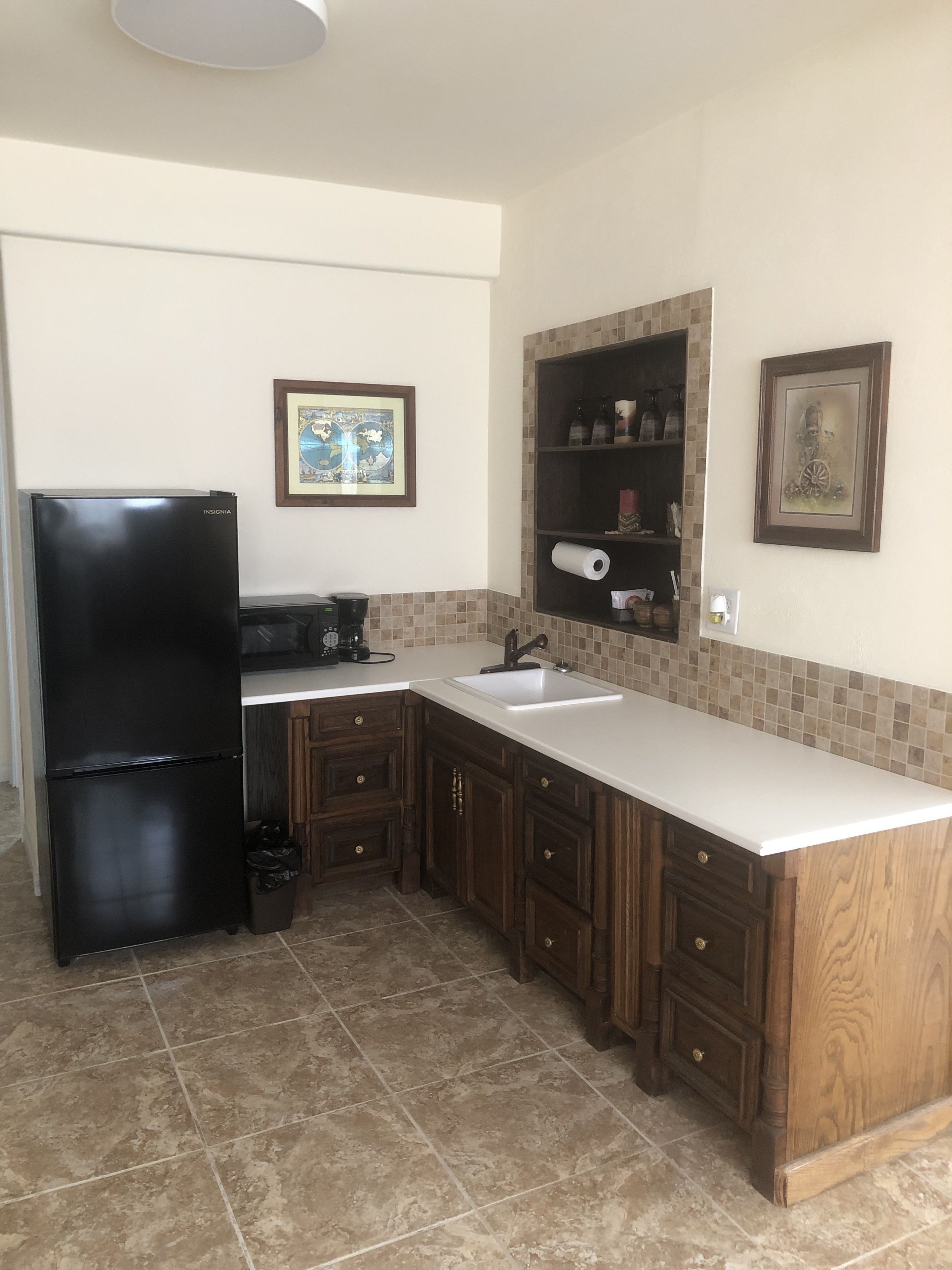 deluxe suite, 1 king bed, ocean view | premium bedding, individually decorated, individually furnished