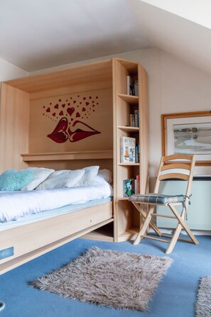 Kaupunkistudio, 1 makuuhuone | 1 makuuhuone, työpöytä, silitysrauta/-lauta, ilmainen Wi-Fi