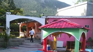 Poolside bar - Hotel Jaclef Plaza (Jacmel)
