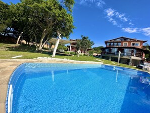 Outdoor pool, pool loungers - Le Jardin Búzios (Búzios)