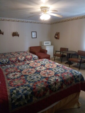 ダブルルーム | WiFi (無料)、ベッドシーツ