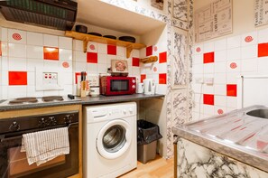 Căn hộ (Sleeps 4) | Bếp riêng | Tủ lạnh, lò vi sóng, ấm điện, dụng cụ nấu nướng/bát dĩa/dao nĩa 