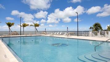 Outdoor pool, open 7 AM to 10 PM, sun loungers