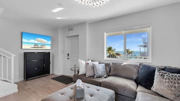 Flat-screen TV, ping pong