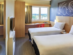 Minibar, una cassaforte in camera, una scrivania, insonorizzazione