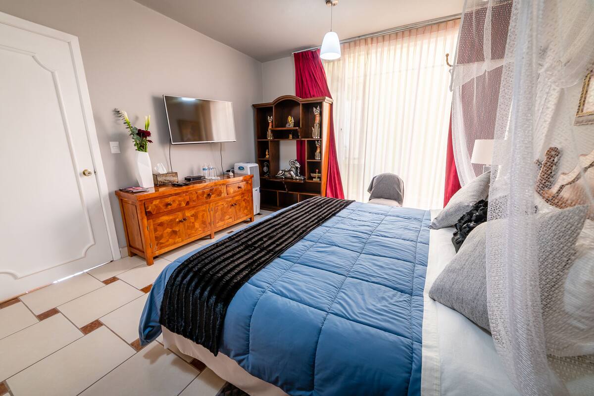 Junior Suite Obsidiana | 5 bedrooms, Egyptian cotton sheets, premium bedding, soundproofing
