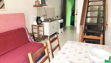 Duplex, 1 quarto | 1 quarto, escrivaninha, espaço de trabalho para notebook