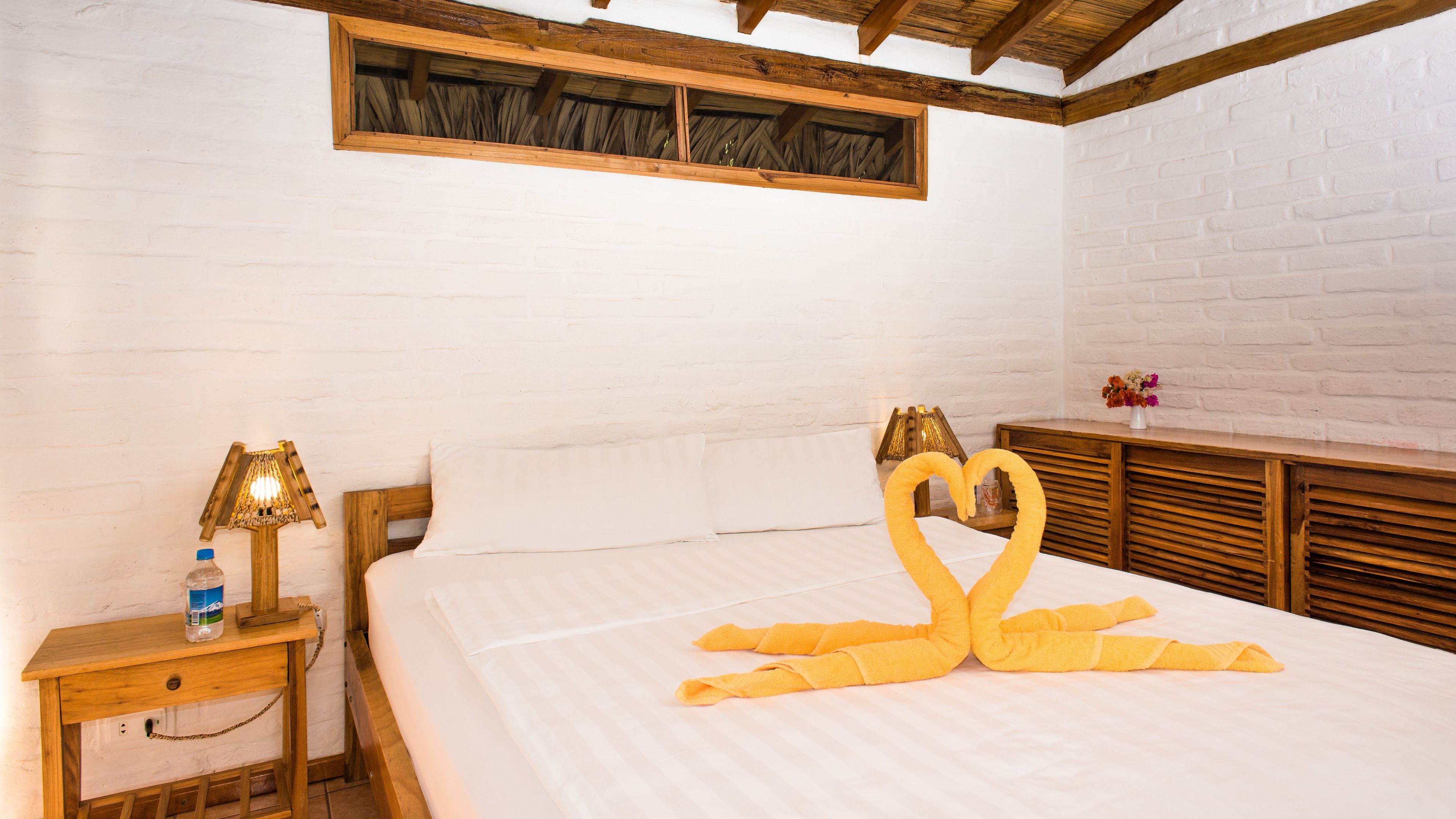 double room | hypo-allergenic bedding, in-room safe, free wifi, bed sheets