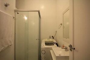 Apartment, 1 Bedroom | Bathroom - Assis 801 (Rio de Janeiro)