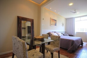 Apartment, 1 Bedroom | In-room dining - Assis 801 (Rio de Janeiro)