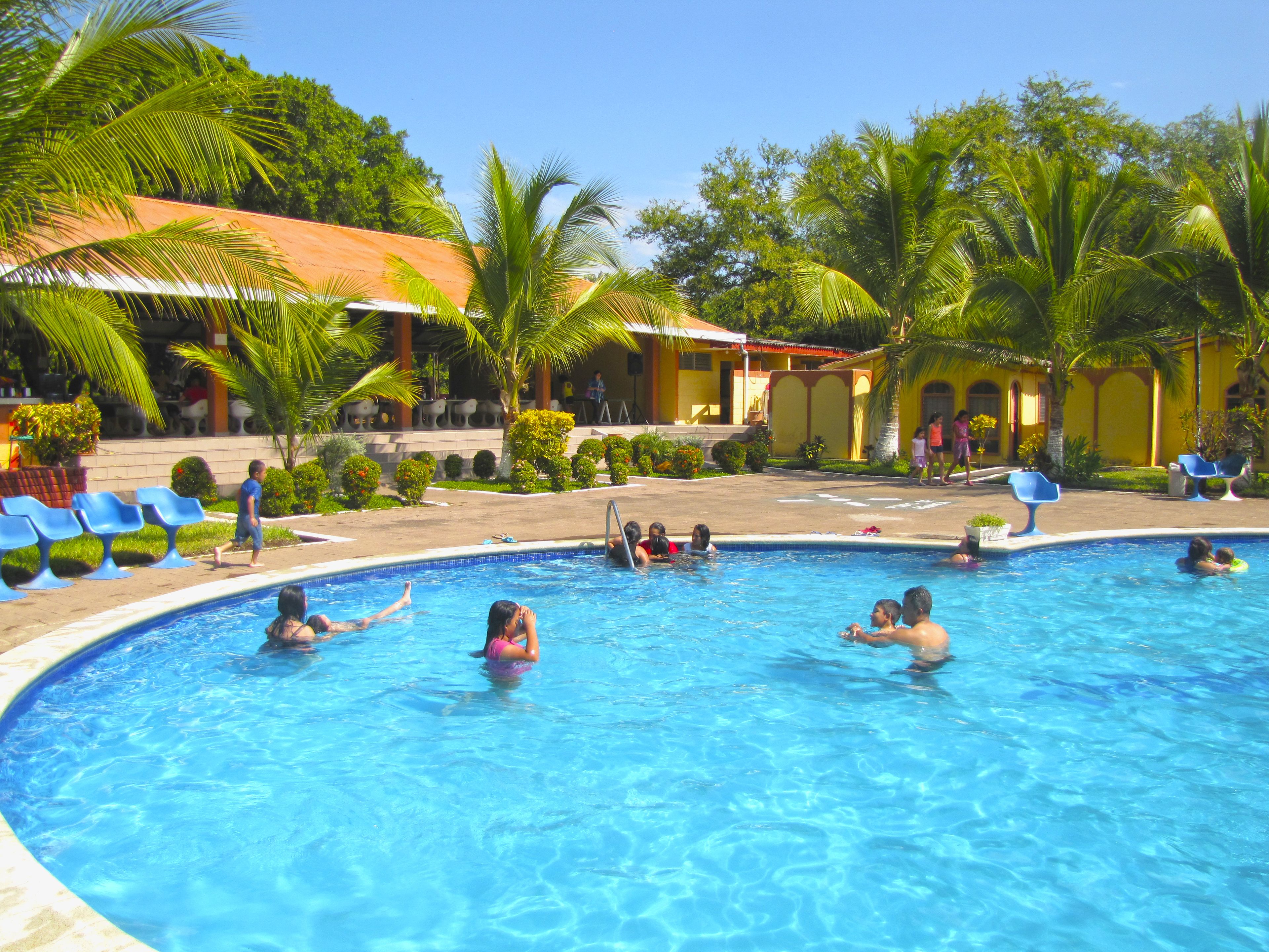 2 outdoor pools, sun loungers