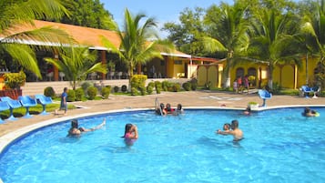 2 outdoor pools, sun loungers