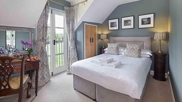 Standard Double Room, Ensuite, Garden View (Shower)