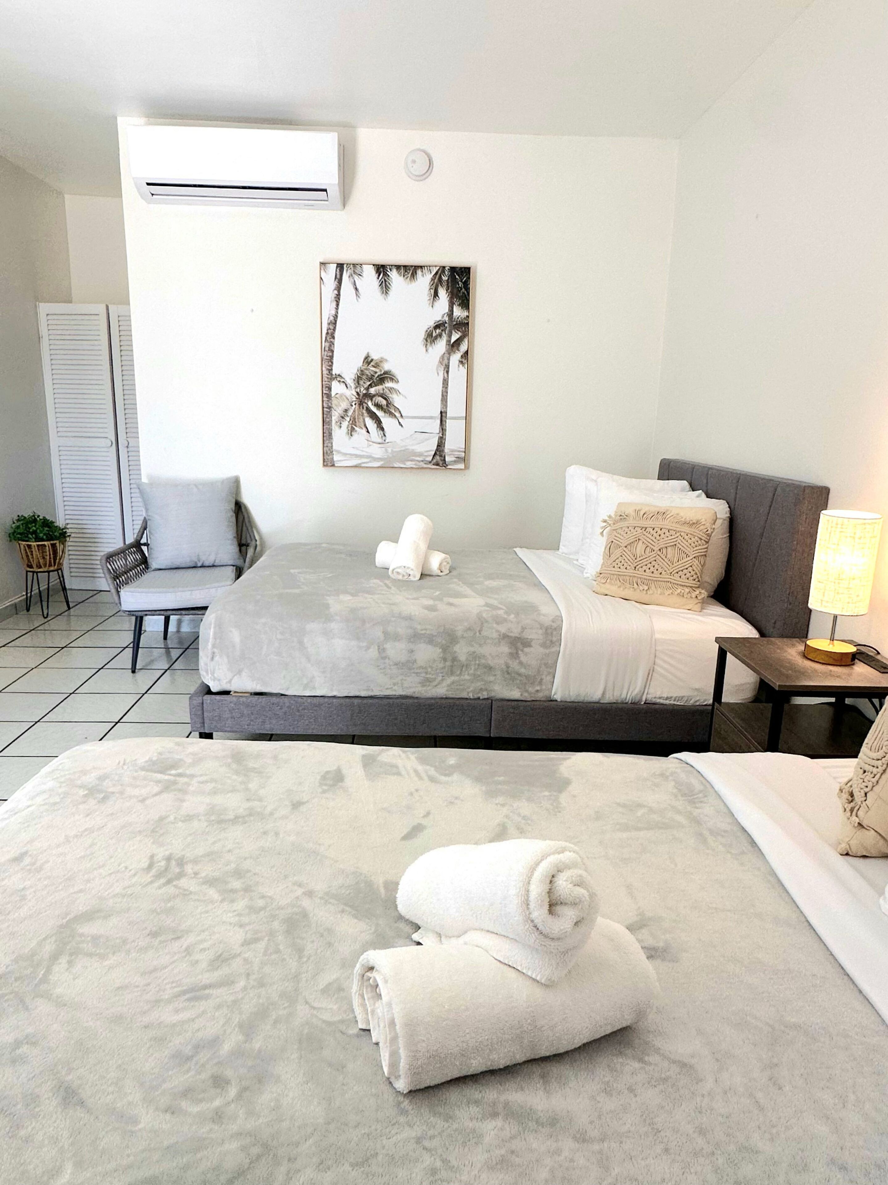 standard double room | iron/ironing board, free wifi, bed sheets