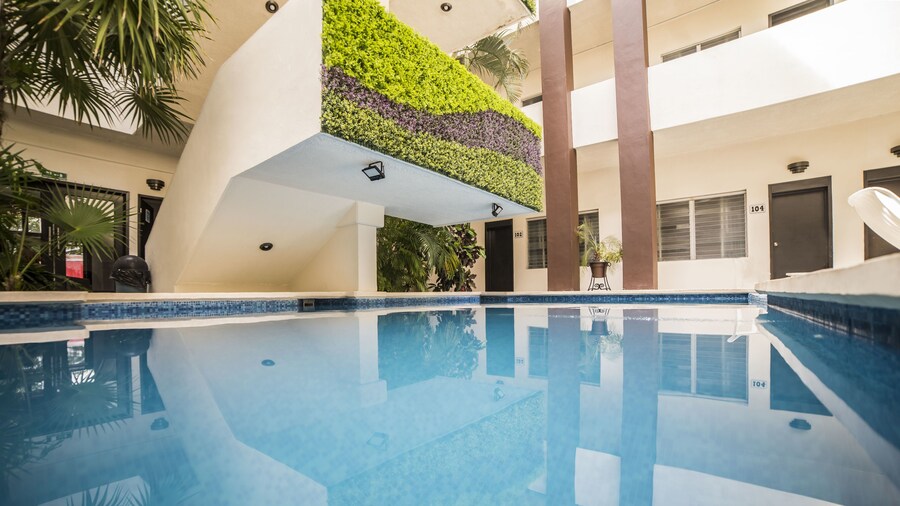 Hotel Marlon