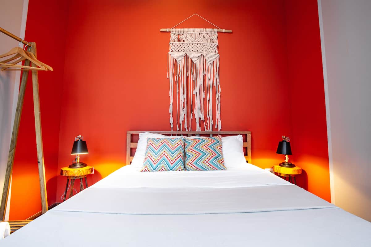 Small Room Shared Bathroom | Wi-Fi gratuito, lenzuola