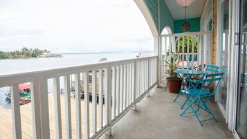 Unique Seafront Room | Wi-Fi gratuito, lenzuola