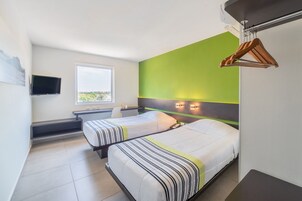 Desk, iron/ironing board, free WiFi, bed sheets