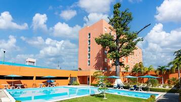 Outdoor pool, open 9:00 AM to 8:00 PM, pool umbrellas